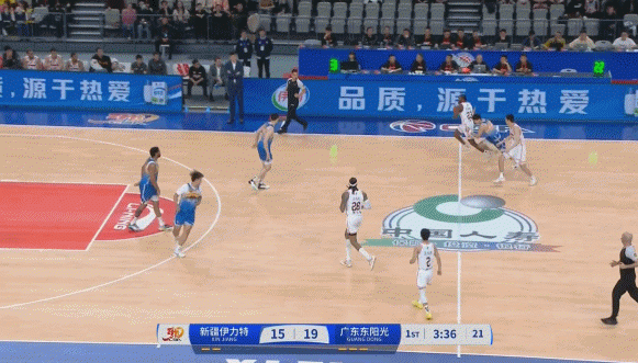 高難度！廣東新援基安德-庫克轉(zhuǎn)身干拔中投還有 個人4分鐘已砍8分