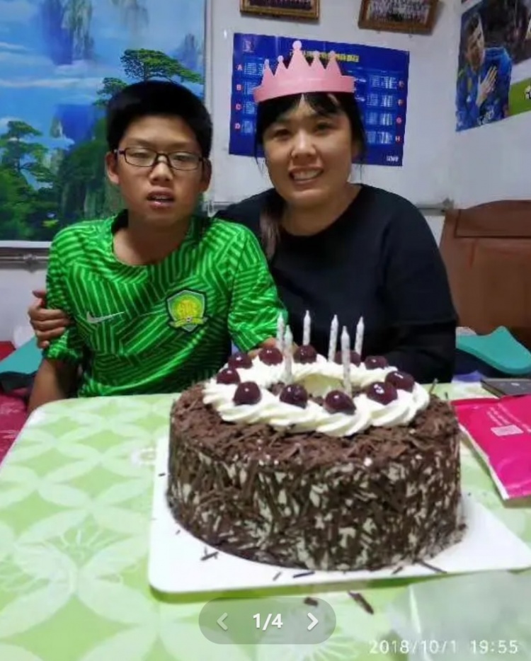郭嘉璇母親曬照悼念兒子：璇兒生日快樂，希望天堂幸福