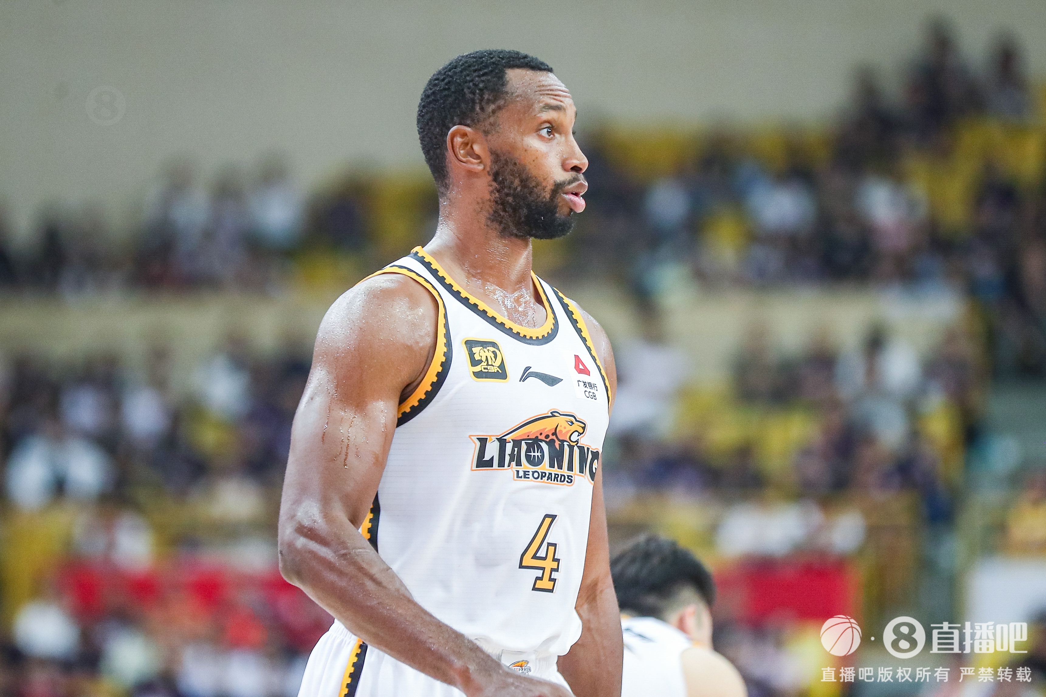 包攬球隊開場9分！弗格半場8中6砍全隊最高17分 三分2中2