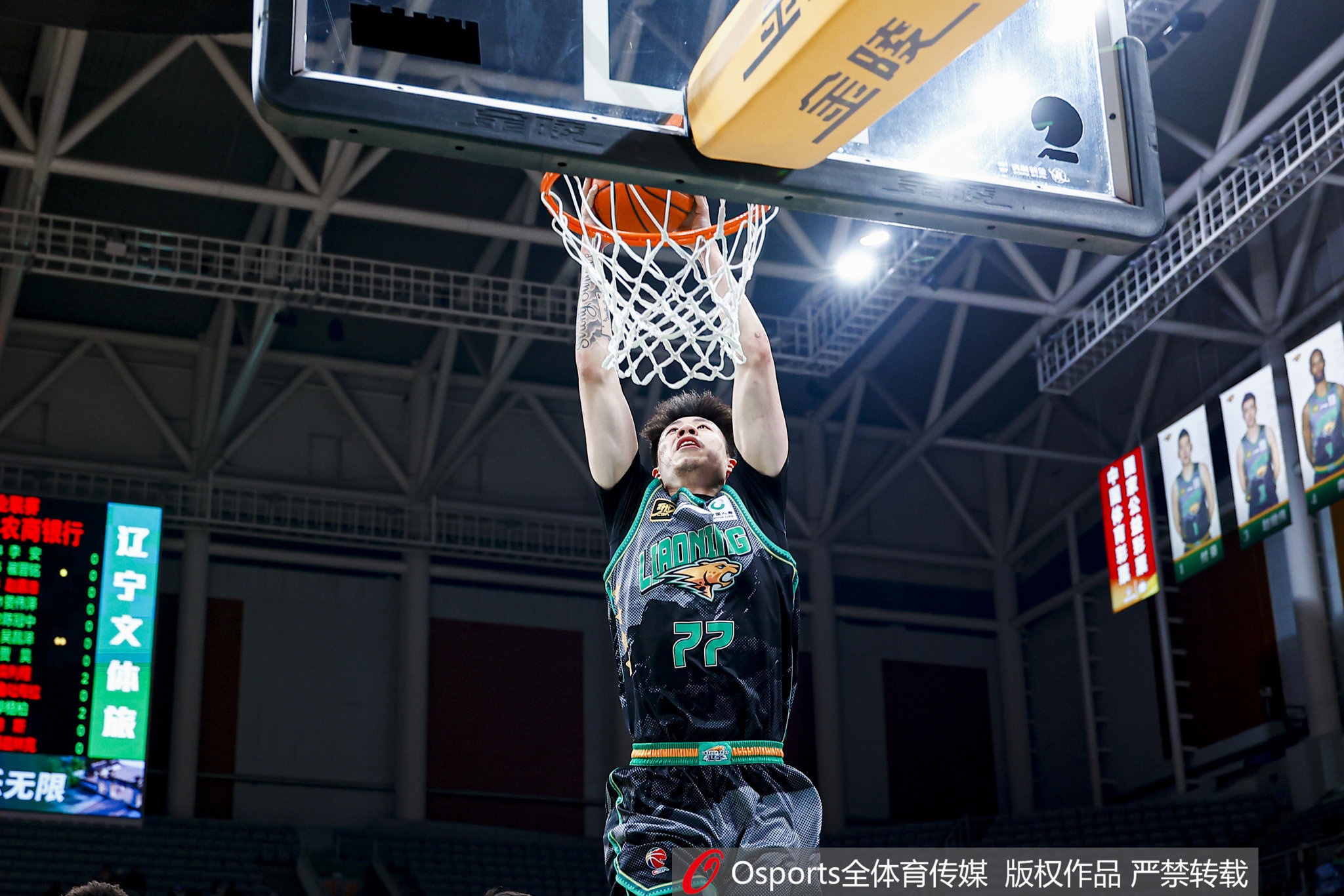 合理且高效！張鎮(zhèn)麟出場24分鐘10中6得12分&送6助攻 正負值+28